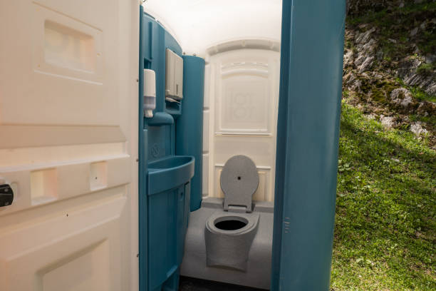 Affordable portable toilet rental in Athens, TX